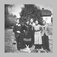 022-0288 Goldbacher Jugend vor 1945. Helmut Neumann, Erna Daumann, Werner Kuhr, Gertrud Kuhr und Willi Albrozeit im Sommer 1938..jpg